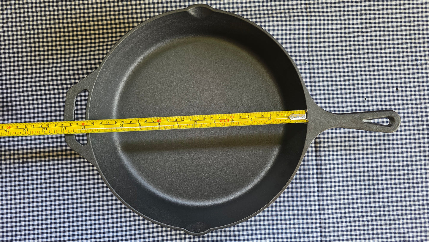 Sartén de Hierro Fundido 30 cm — Poder Culinario para Grandes Creaciones