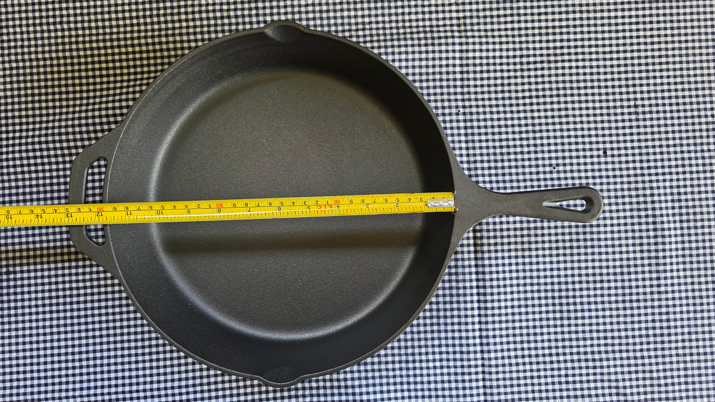 Sartén de Hierro Fundido 30 cm — Poder Culinario para Grandes Creaciones
