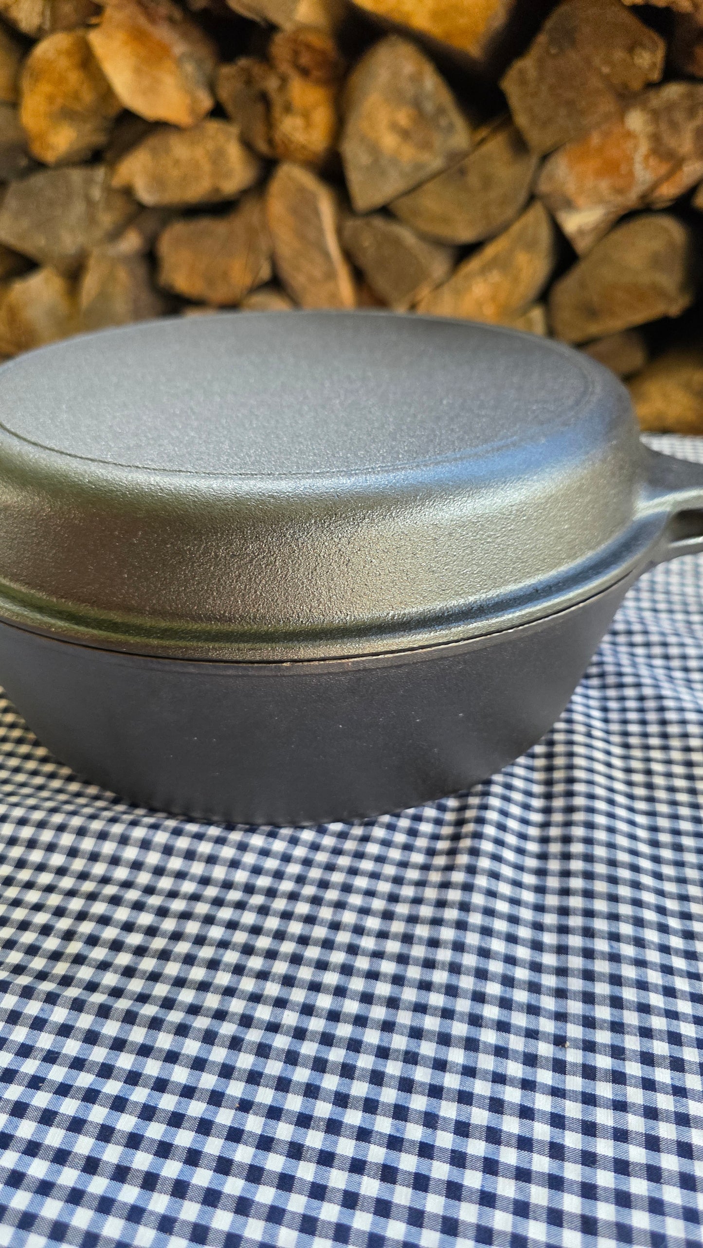 Cacerola Hierro Fundido con Tapa de Sarten