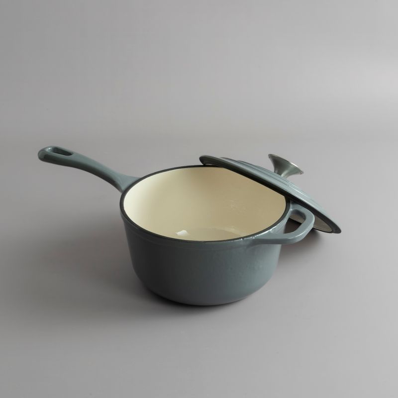 CACEROLA GRIS ESMALTADA CON MANGO 20CM