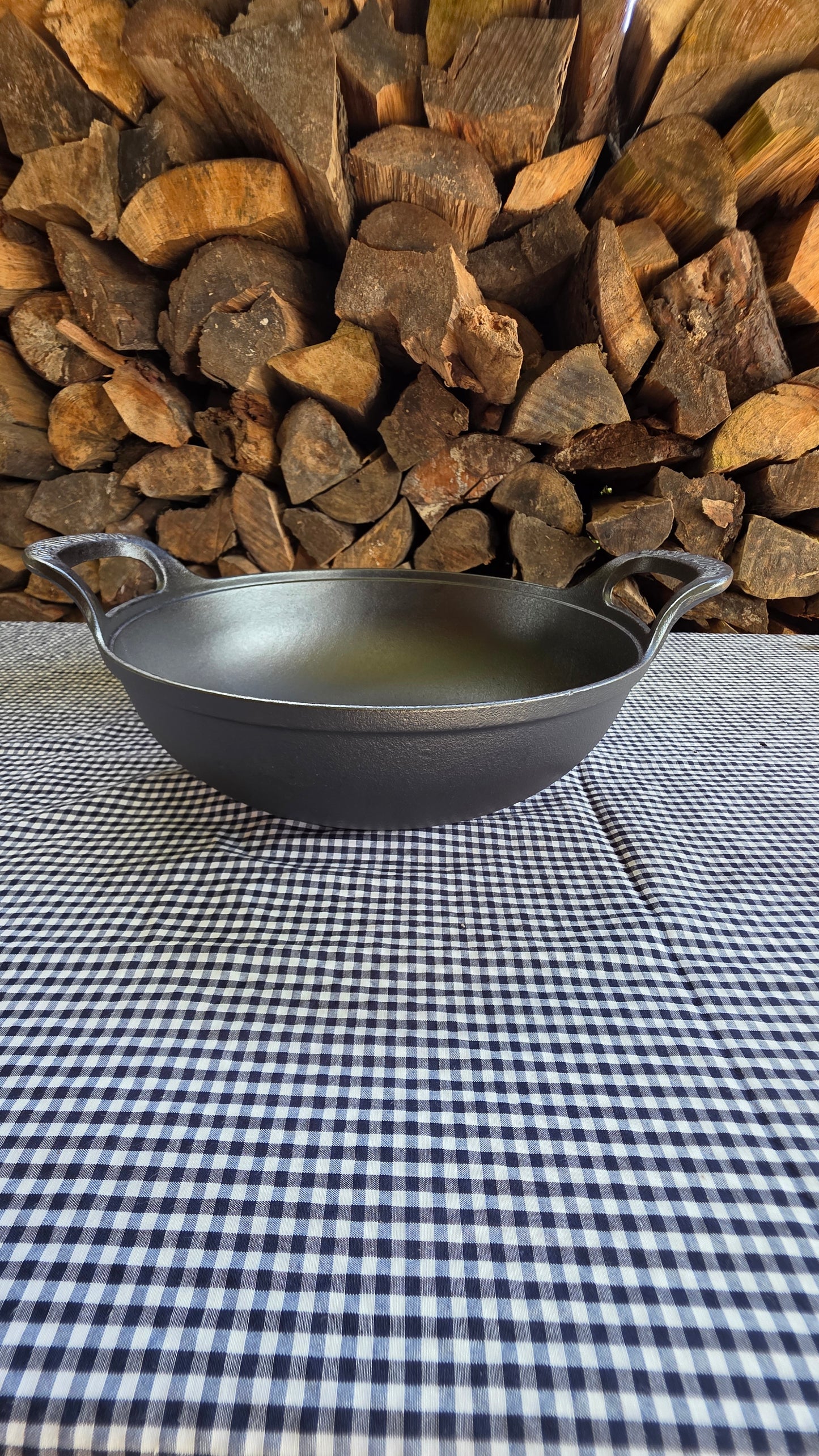 Cacerola de Hierro Fundido - Tipo Wok Profundo (30cm diametro)