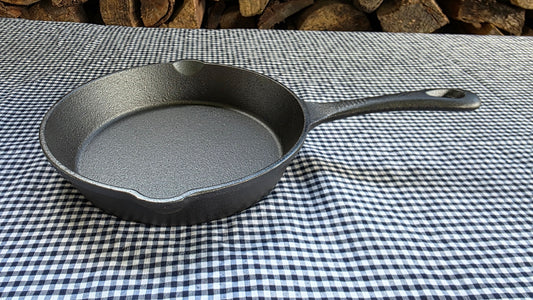 Sartén de Hierro Fundido 16 cm con Mango Antideslizante