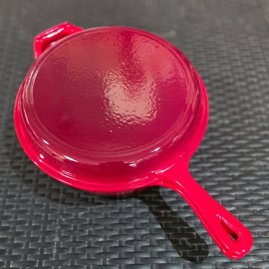 Cacerola Enlozada Roja 26 cm con Tapa Multifuncional
