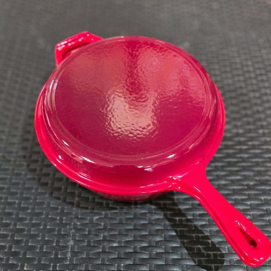 Cacerola Enlozada Roja 26 cm con Tapa Multifuncional